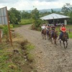 Turismo Indigena Arenal Cabalgata y Catarata7